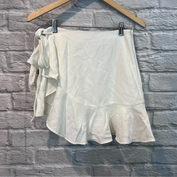 Cinq a Sept Luella Women’s 0 White Ruffle Wrap Skort Skirt